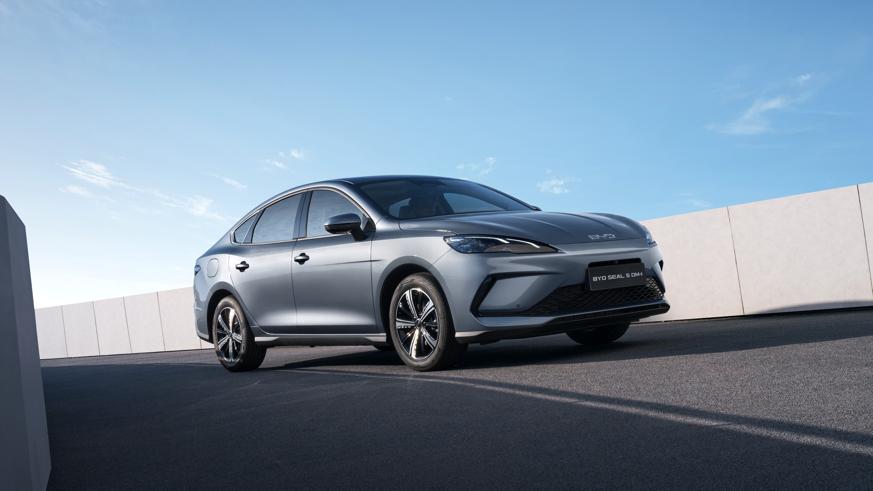 BYD SEAL 5 DM-i_Exterior (L1).jpg